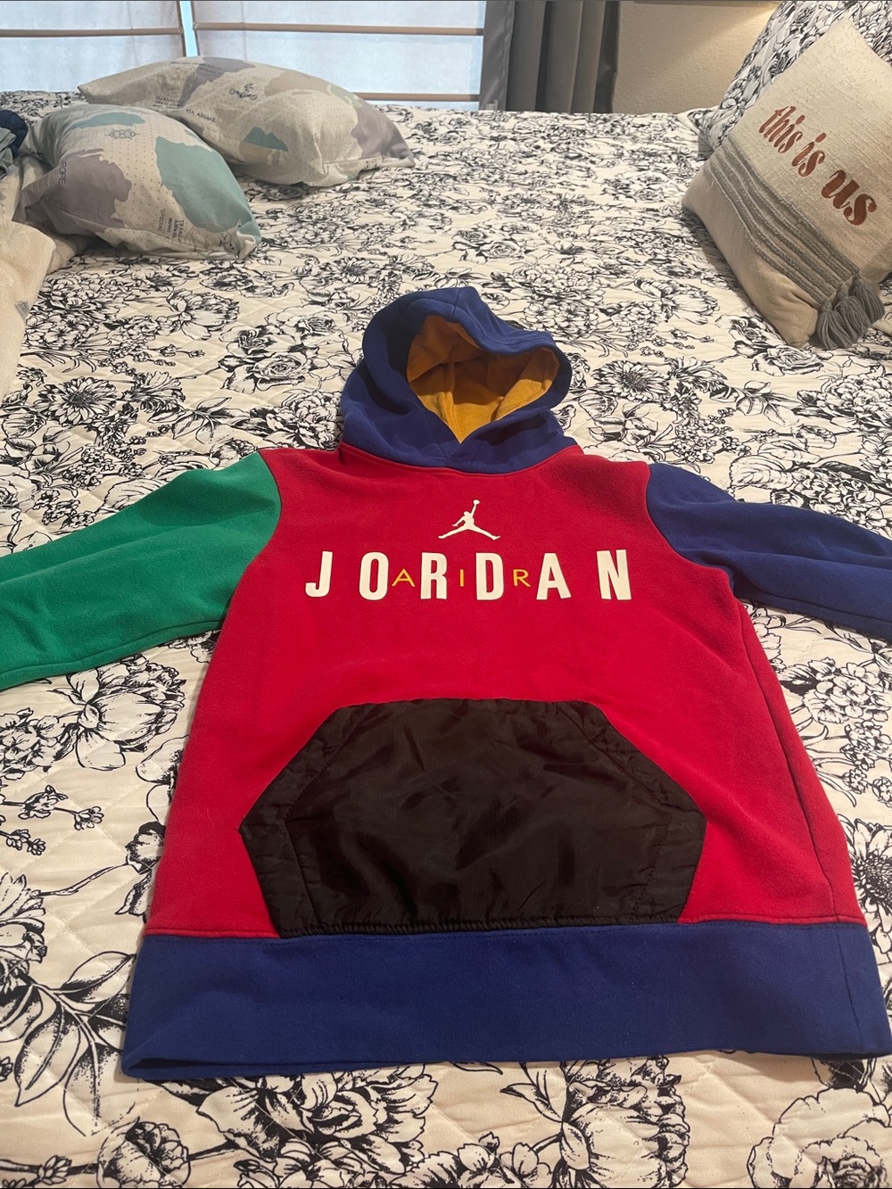 Jordan Kids Colorblock Pullover Hoodie in Red, Blue, Green